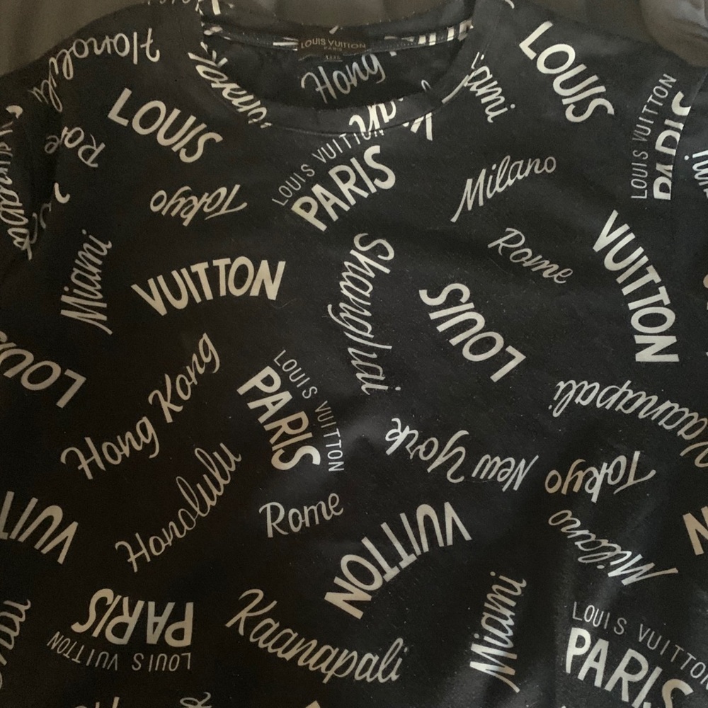 Men’s Louis Vuitton shirt